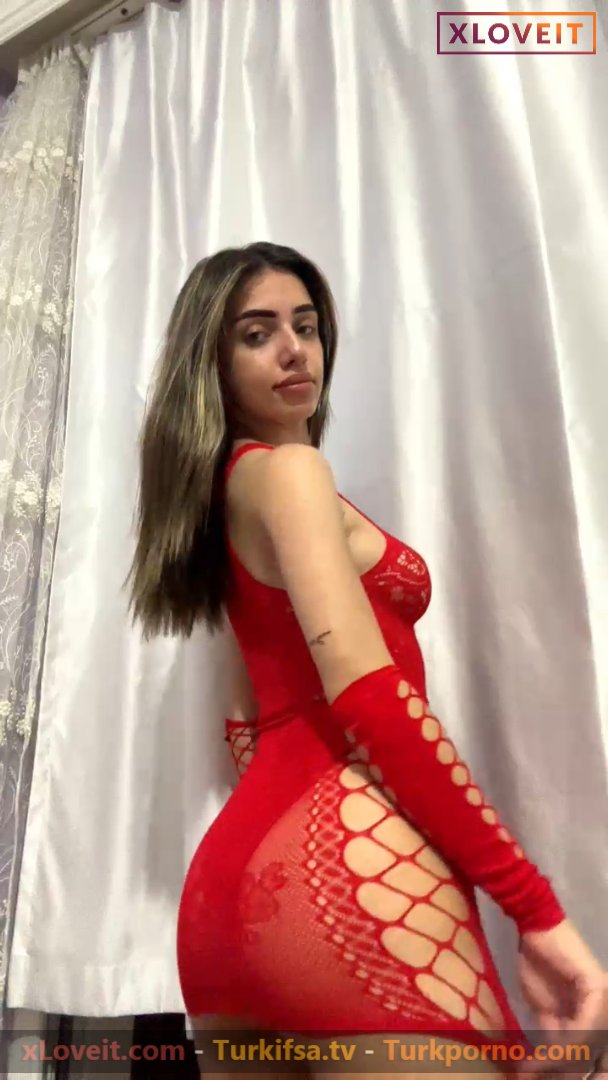 Elanur Ayan ifşa Kırmızı elbiseli full yayın seyret